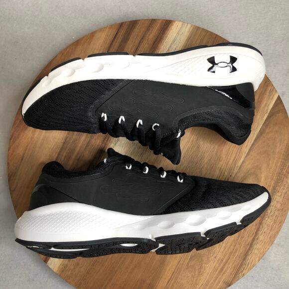 Under Armour Charged Vantage 2 Running Shoe Womens Size 10 Black 3023565-001 EUC - Picture 2 of 9